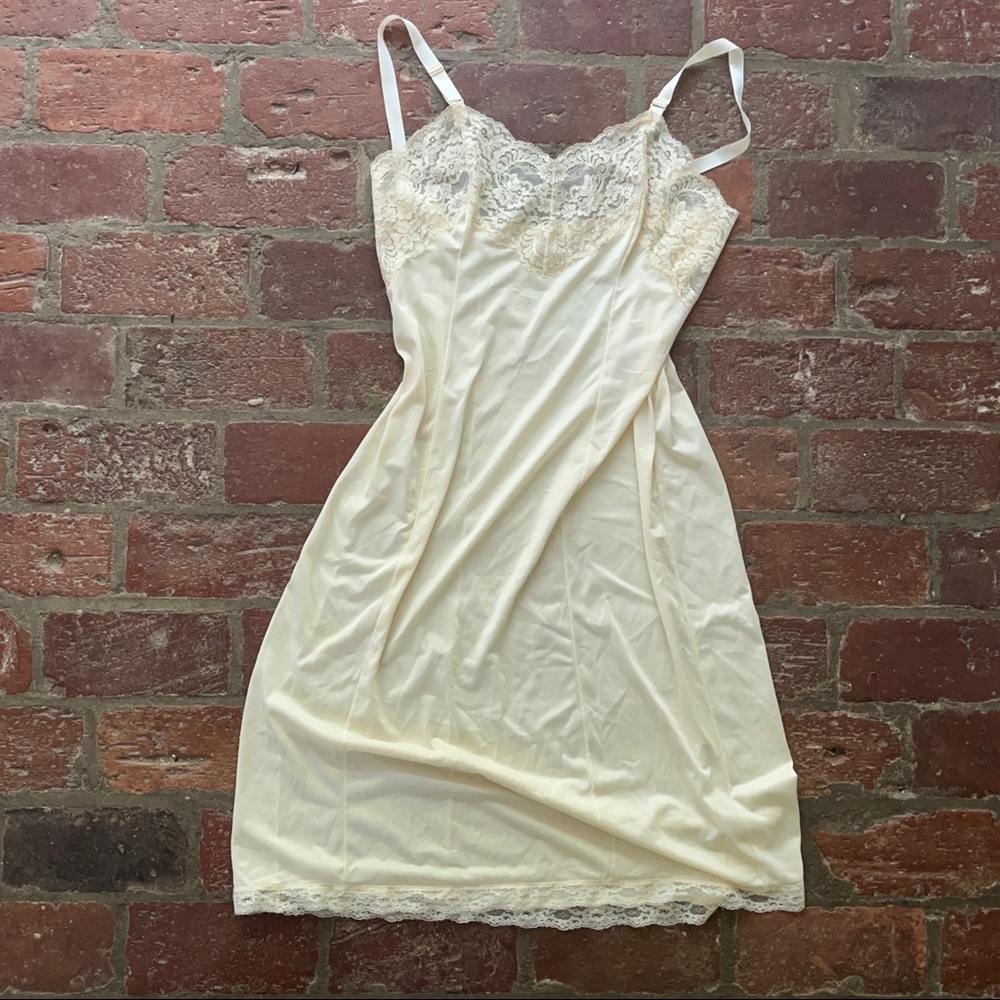 Vintage Cream and Lace Slip